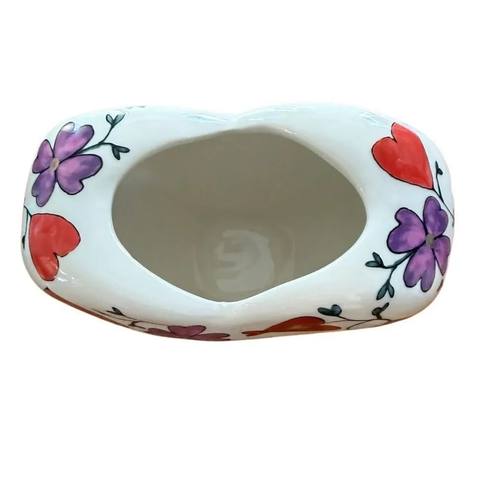 Anthropologie The Mud Fairy Blooming Hearts Stoneware Heart Vase Ivory